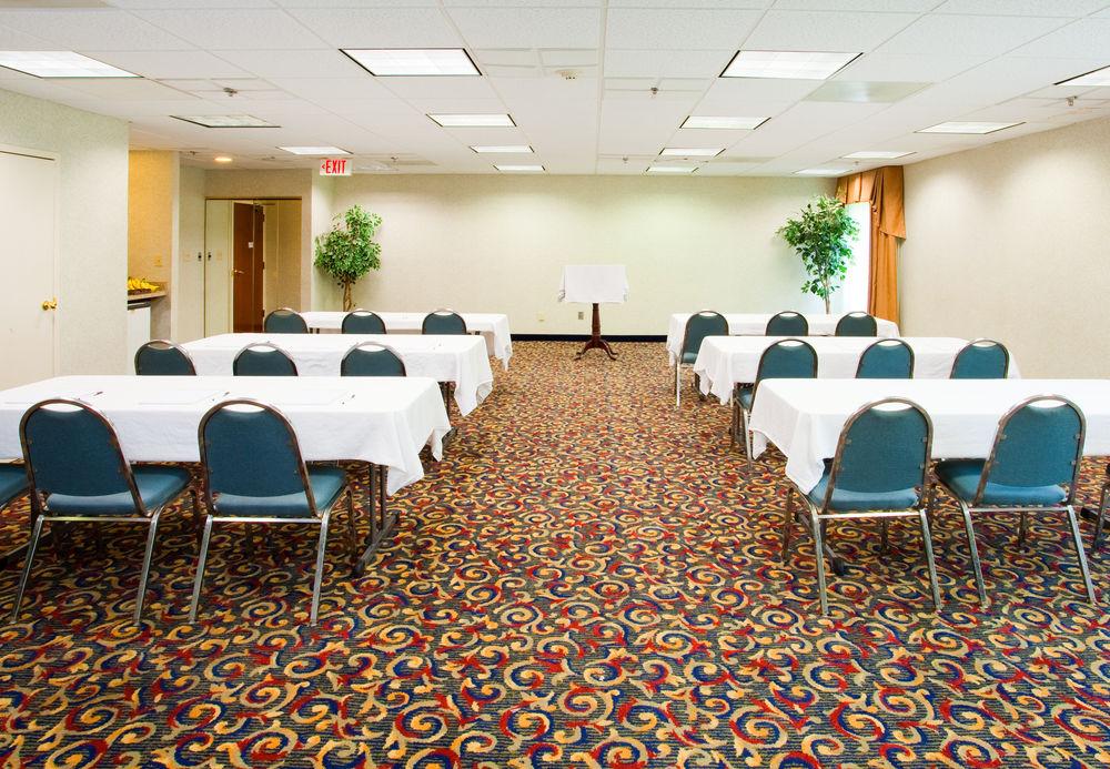 Holiday Inn Express Hillsborough-Durham Area By Ihg מראה חיצוני תמונה