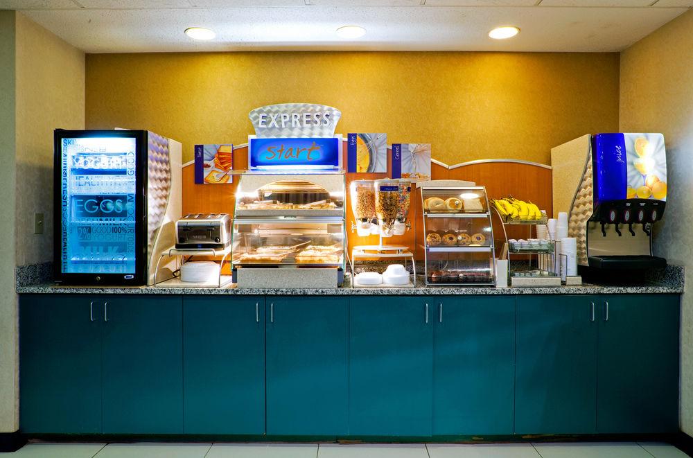 Holiday Inn Express Hillsborough-Durham Area By Ihg מראה חיצוני תמונה
