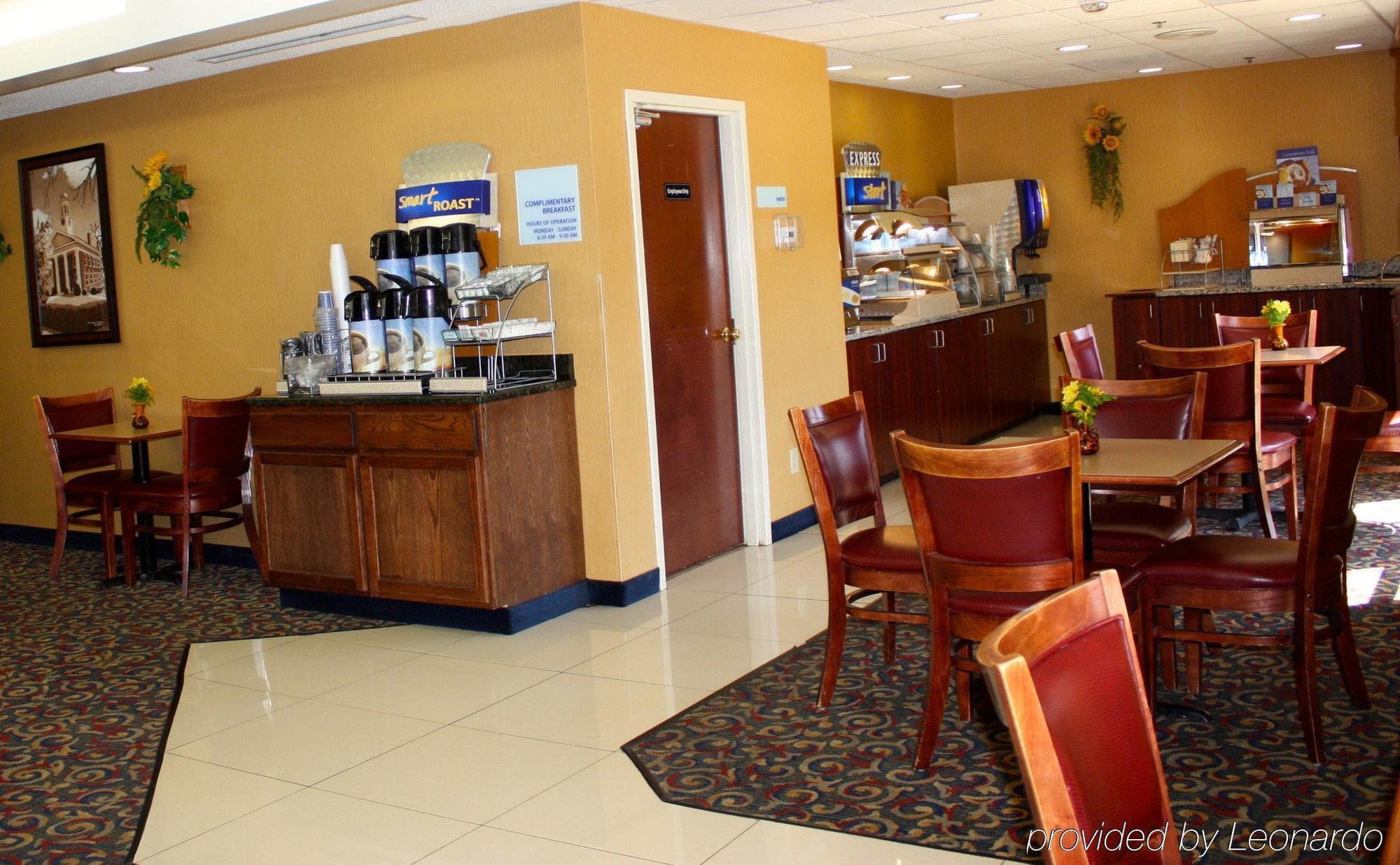 Holiday Inn Express Hillsborough-Durham Area By Ihg מראה חיצוני תמונה
