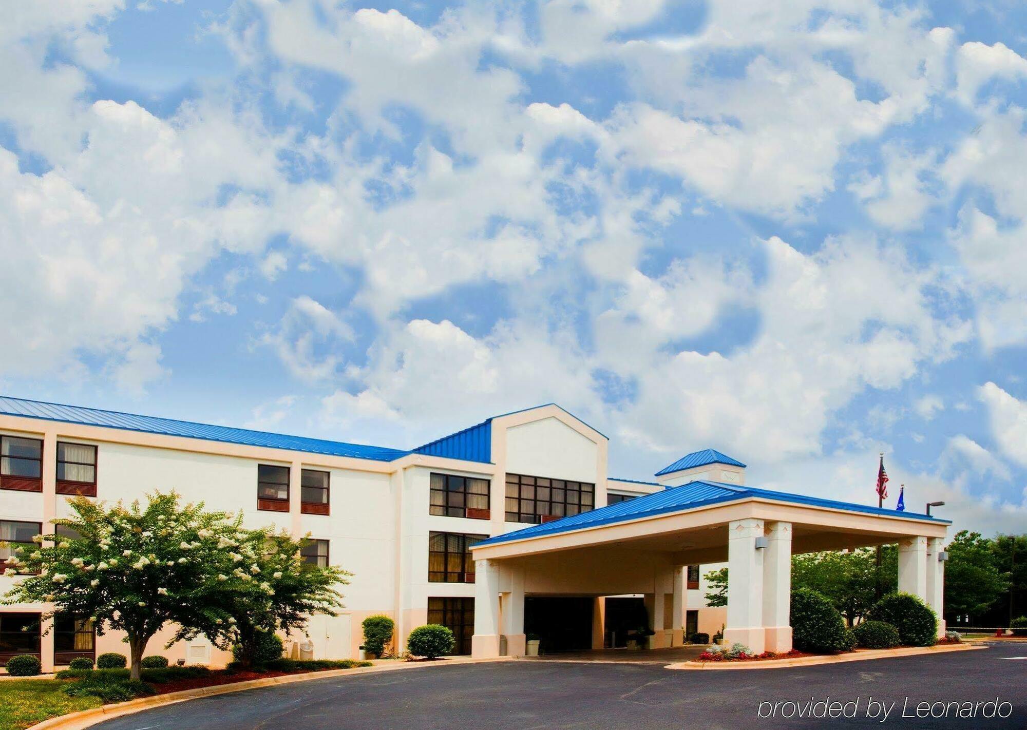 Holiday Inn Express Hillsborough-Durham Area By Ihg מראה חיצוני תמונה