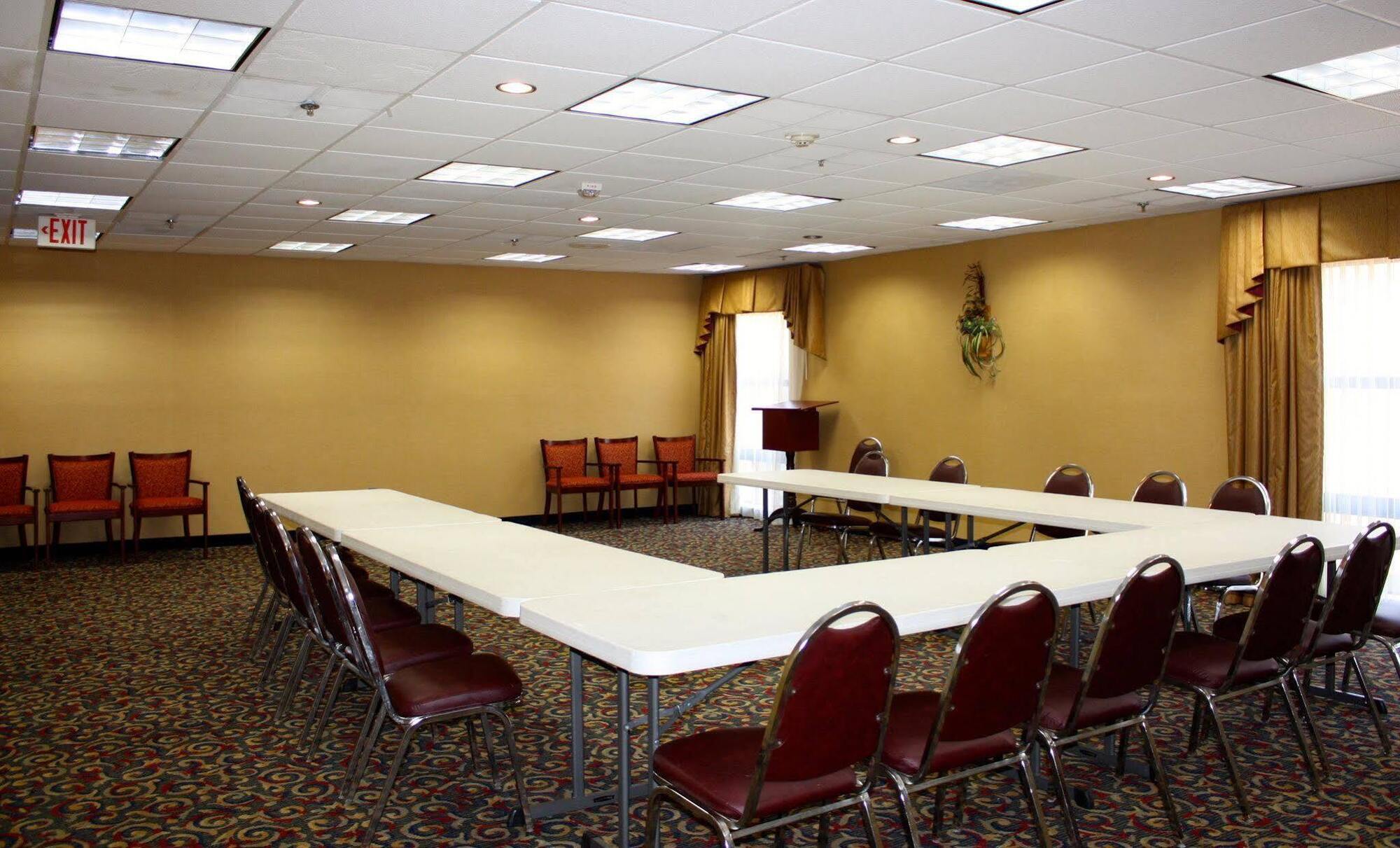 Holiday Inn Express Hillsborough-Durham Area By Ihg מראה חיצוני תמונה